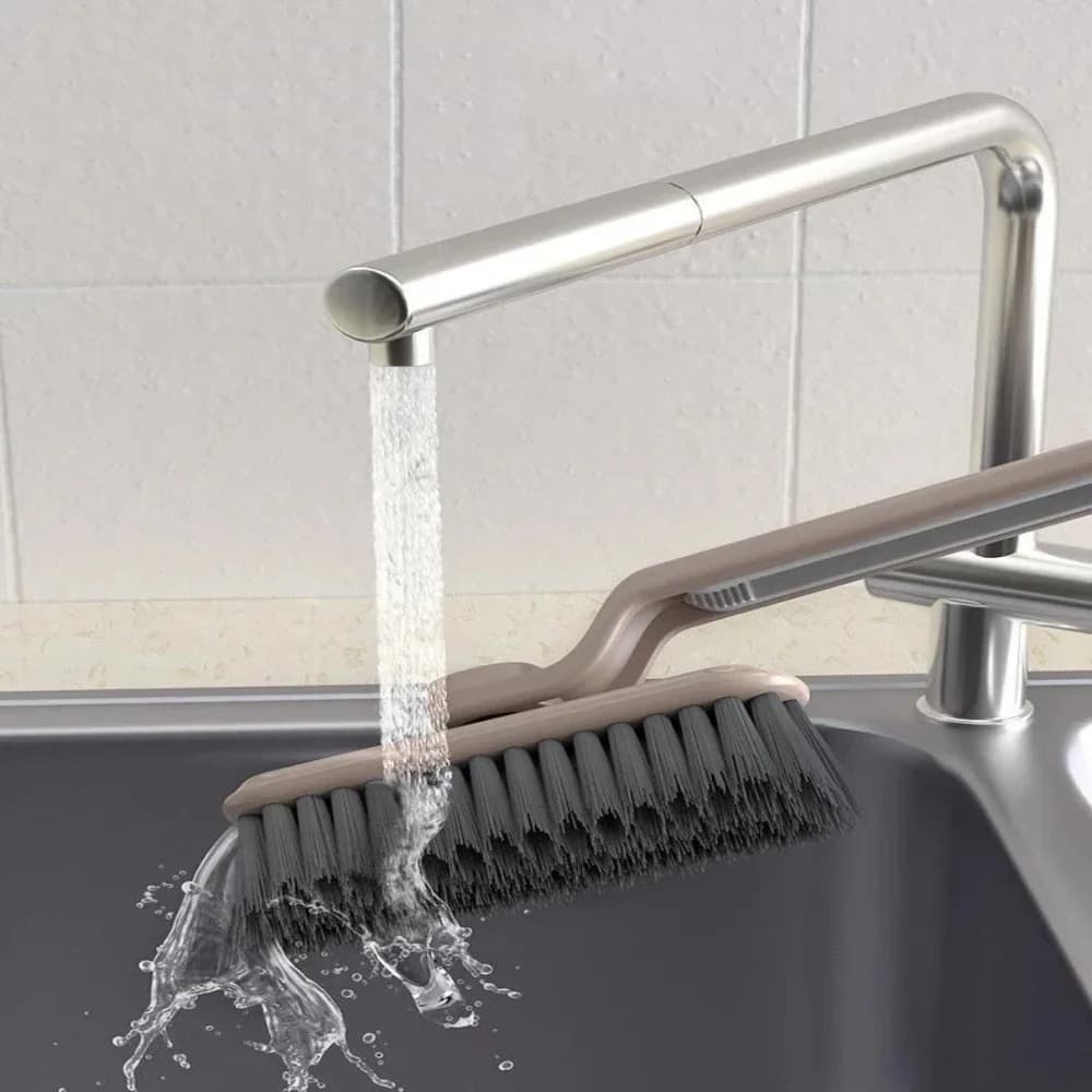 TUOLA - szczotka do czyszczenia szczelin.
Pęseta do usuwania włosów GRATIS!